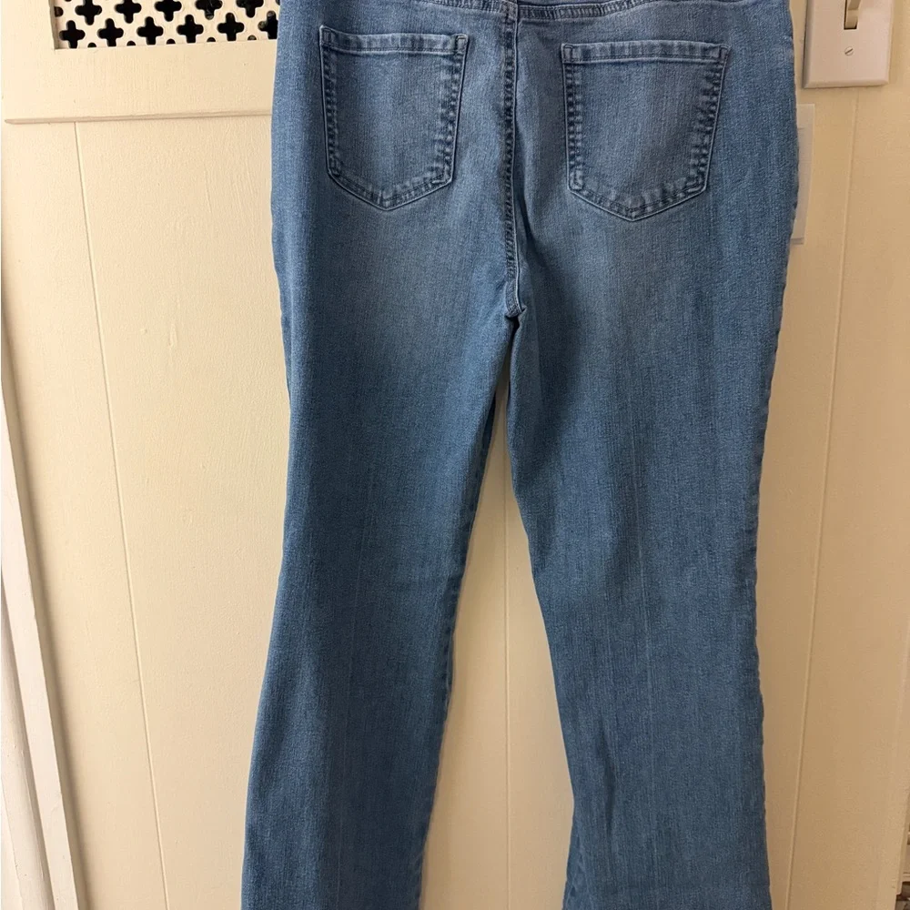 Gloria Vanderbilt Classic Blue Women's Jeans Bootcut - Picture 2 of 10